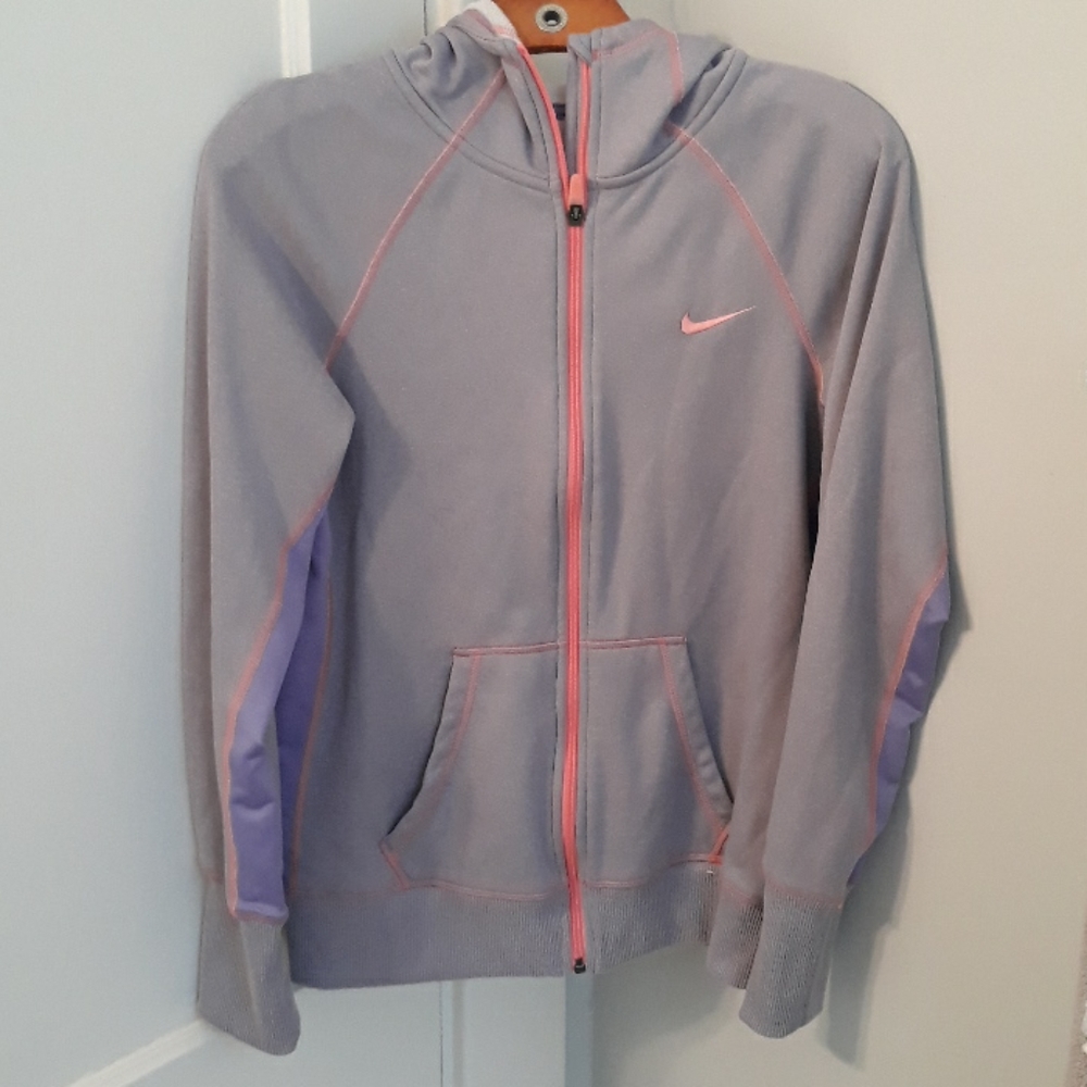 Nike zip up hooded sweatshirt